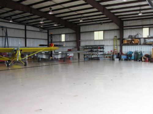 Roush-Aviation-Hanger-7